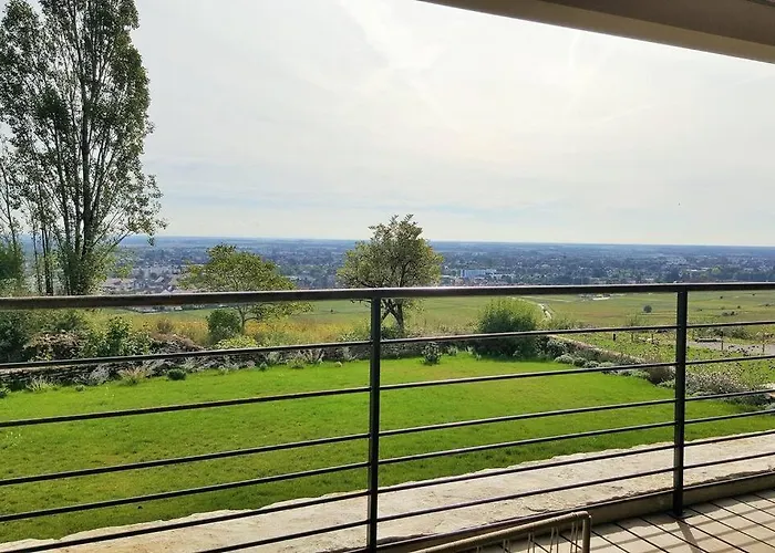 La Maison De L'ecu : Charme Et Vue Incroyable بيت للعطل *