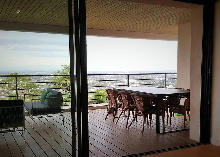 La Maison De L'ecu : Charme Et Vue Incroyable بيت للعطل *