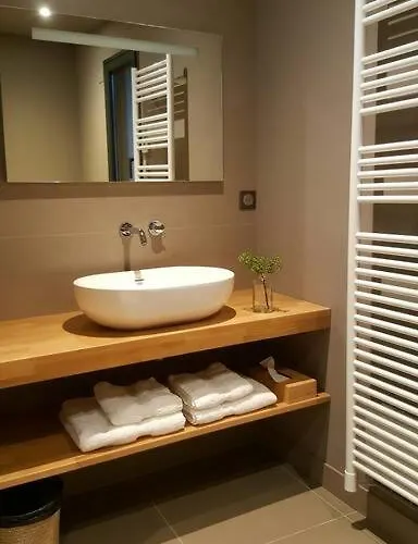 La Maison De L'ecu : Charme Et Vue Incroyable بون